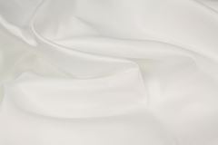 Picture of Table Cloth 90X132 - White (Lamour satin Rectangle)