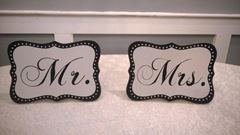 Picture of Sign (Mr & Mrs) Polka dot - Black & White