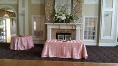 Picture of Table Cloth 120 - Blush (Wave Satin Round)