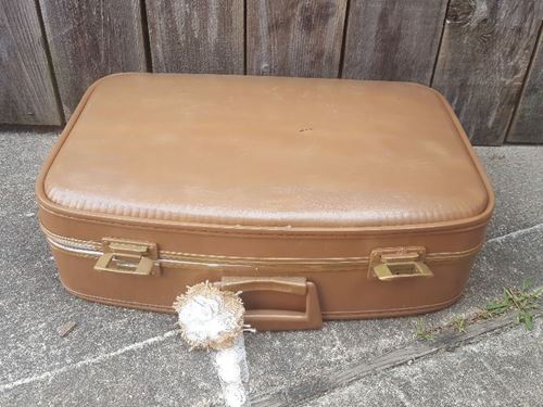 Picture of Vintage Suitcase (Floral inside) 20X13 - Brown