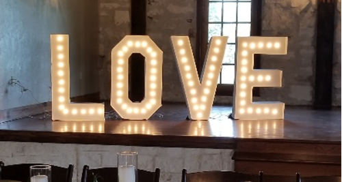 Picture of Marquee (LOVE) 3ft - White