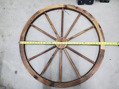 Picture of Decor (Wagon wheel) Large - Brown