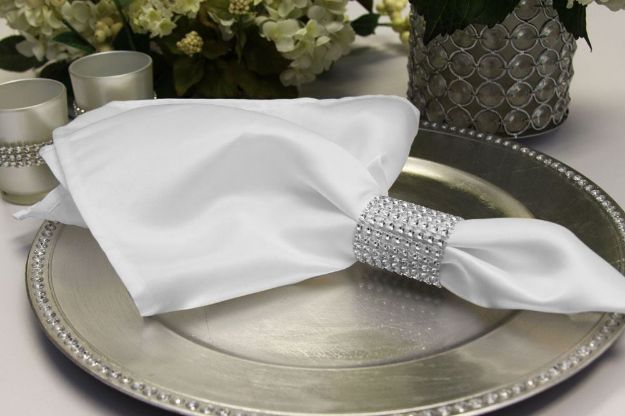 Picture of Napkin 20X20 - White (Lamour satin )