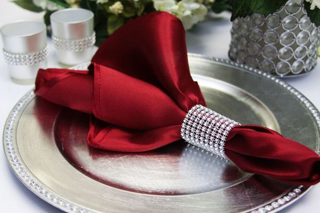 Picture of Napkin 20X20 - Burgundy (Satin Square)