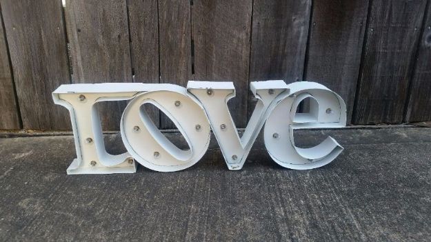 Picture of Marquee (Love) Sm - White
