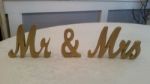 Picture of Sign (Mr & Mrs Cursive)  - Gold