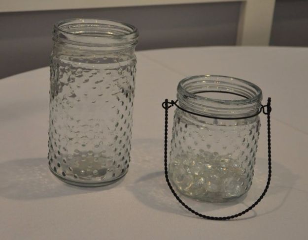 Picture of Vase (Bumpy jar) Tall - Clear
