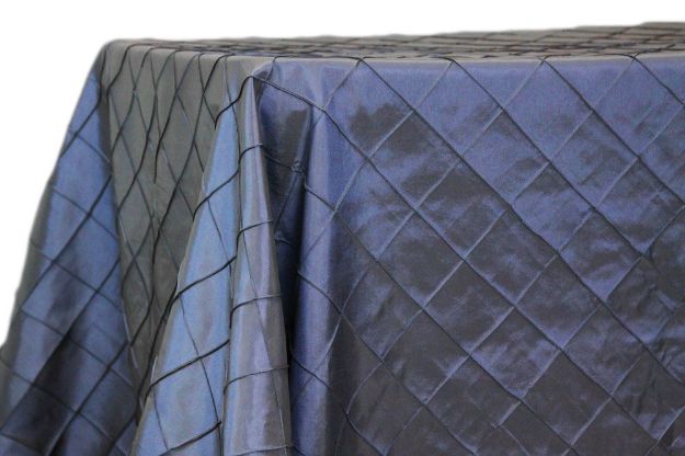Picture of Table Cloth 90X132 - Navy (Pintuck Taffeta )