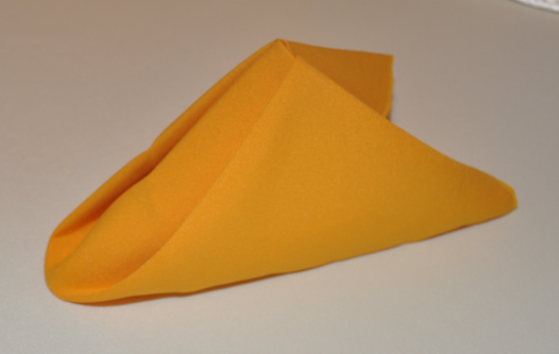 Picture of Napkin 19X19 - Mango (Poly Square)