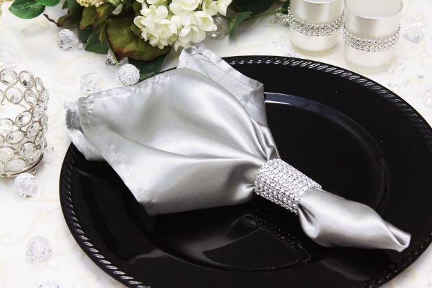 Picture of Napkin 20X20 - Silver (Satin Square)