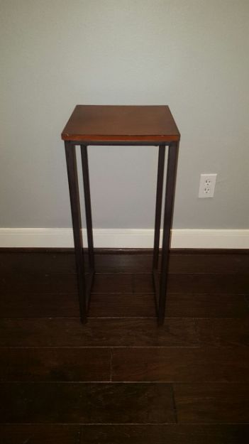 Picture of Column (Square base) 29X12 - Wood