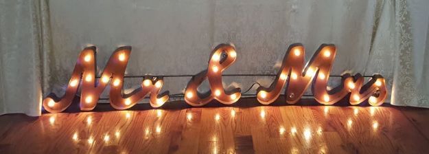 Picture of Marquee (Mr & Mrs) LG - Rust