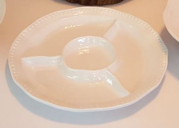 Picture of Catering (Fruit Veggie Display Platter) 15 Round - White