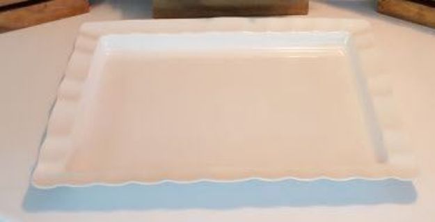 Picture of Catering (White Scalloped Platter) 24 Rect - White