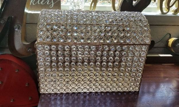 Picture of Decor (Gold Bling gift card box)  - Gold