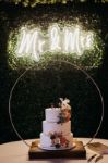 Picture of Sign (Mr & Mrs Neon) 15X34 - White