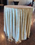 Picture of 132 - Champagne (Velvet Round)